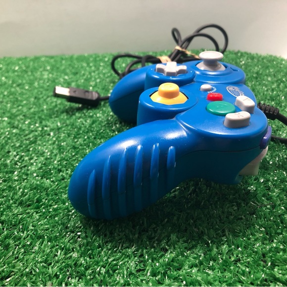 Mad Catz Controller for Nintendo GameCube Blue Wired Controller Great Condition - Picture 6 of 6